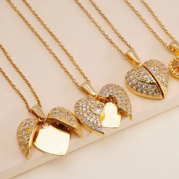 Wholesale Jewelry Glam Sexy Heart Shape 304 Stainless Steel Copper Pendant Necklace