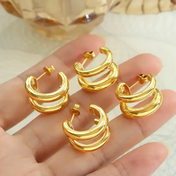 Wholesale 1 Pair Fashion C Shape Plating Titanium Steel Earrings