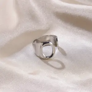Silver / O