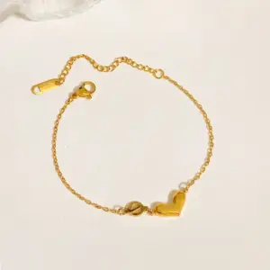 Golden Three-Dimensional Love Anklet