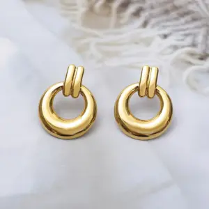 Gold Circle Double Ring Stud Earrings / Cash commodity and quick delivery