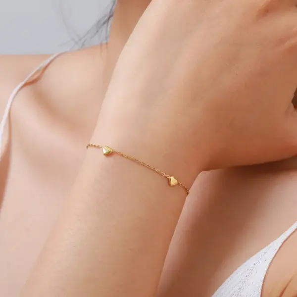 Wholesale Stainless Steel Heart Shape PVD Coated Gold Plated Casual Simple Style Waterproof Non Tarnish Plating Curb Chain Gold Necklace