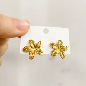 Gold Earrings 118 / 18k