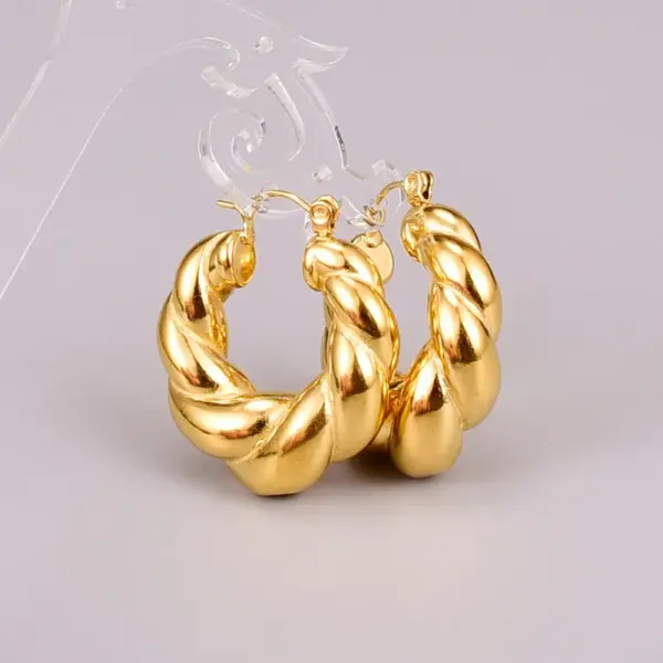 Wholesale PVD Coated Real Gold Plated 18K Gold Heart 304 Stainless Steel Titanium Steel Fashion Waterproof Non Tarnish Earrings