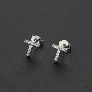 Silver / Letter T