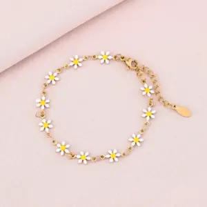 White Bracelet (Gold)