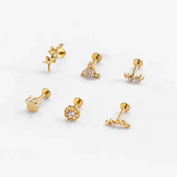 1 Piece Ear Cartilage Rings & Studs Fashion Geometric Flower Pure Titanium Inlaid Zircon