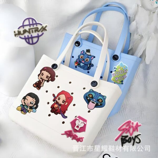 Wholesale Random 100pcs Clogs, Shoe Clips, PVC Soft Rubber DIY Decorations