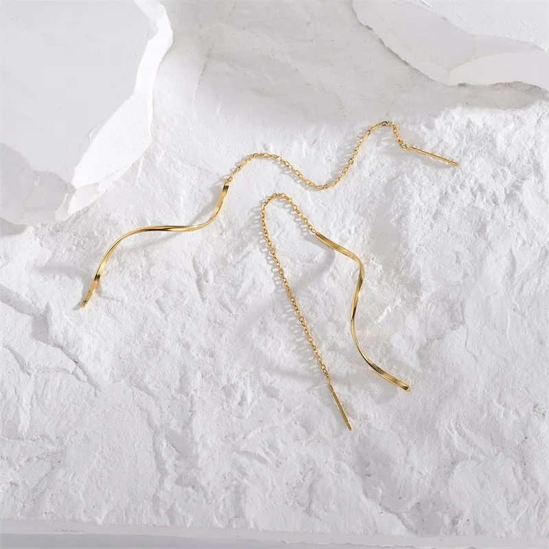 Wholesale PVD Coated Real Gold Plated 18K Gold Spiral 304 Stainless Steel Simple Style Waterproof Non Tarnish Ear Line
