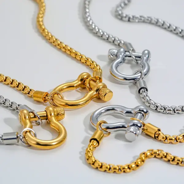 Ion Plating (IP) 18K Gold Plated U Shape Solid Color 304 Stainless Steel Vintage Style Classic Waterproof Non Tarnish Necklace