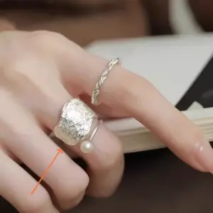 JZ1279 / Adjustable Opening