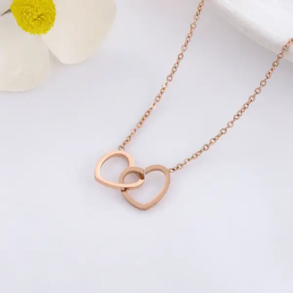 Wholesale Real Gold Plated Heart Shape 304 Stainless Steel Simple Style Waterproof Non Tarnish Stainless Steel Pendant Necklace