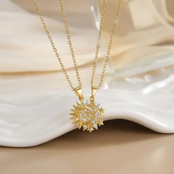 Wholesale Jewelry Elegant Glam Sun Moon 304 Stainless Steel Copper Zircon Plating Pendant Necklace