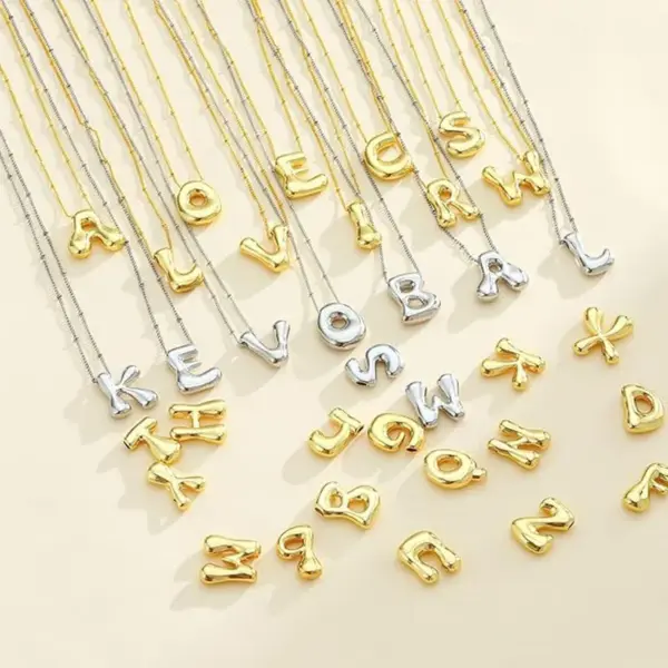 Wholesale Versatile Titanium Steel Bubble Letter Necklace 26 Pieces 18K Gold Simple Pendant Factory Polished Pattern Unisex Jewelry