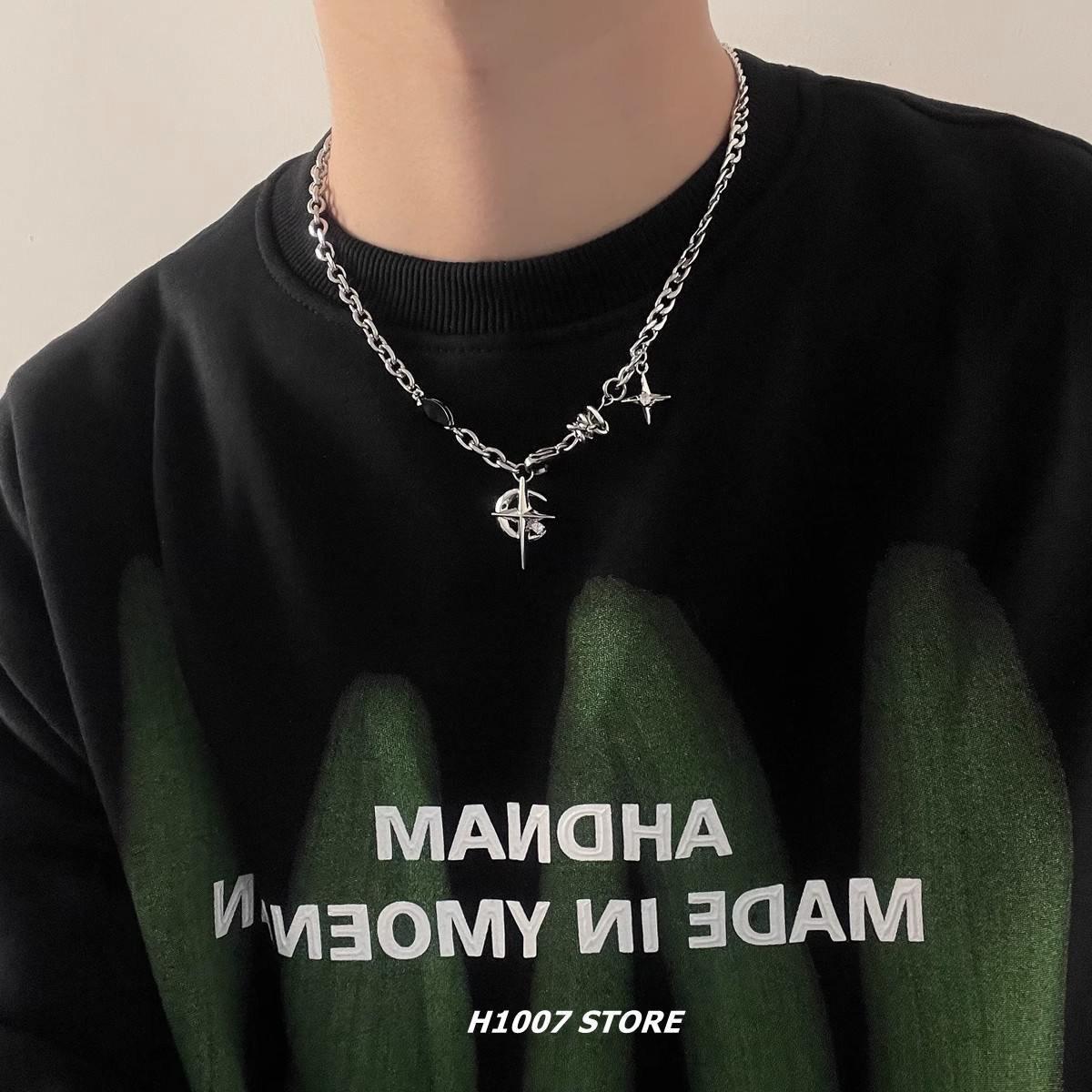 Wholesale Titanium Steel Necklace Black Gem Mang Star European and American Hip Hop Street Necklace Boys Niche Design Advanced Clavicle Chain