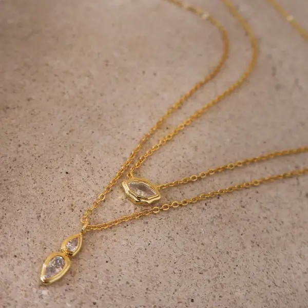 Wholesale Elegant Round Zircon Pendant Necklace Gold Plated Color Retention Simple Ins Fashion Lobster Clasp Copper Chain Jewelry Accessory