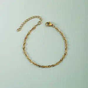 3mm Water Wave Chain / Gold