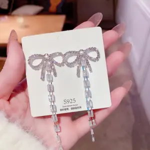 E0249 Silver Needle