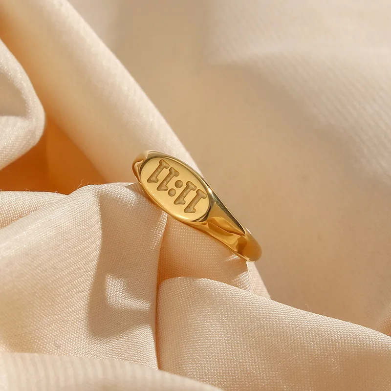 Wholesale PVD Coated Real Gold Plated 18K Gold Letter Number 304 Stainless Steel Simple Style Waterproof Non Tarnish Rings
