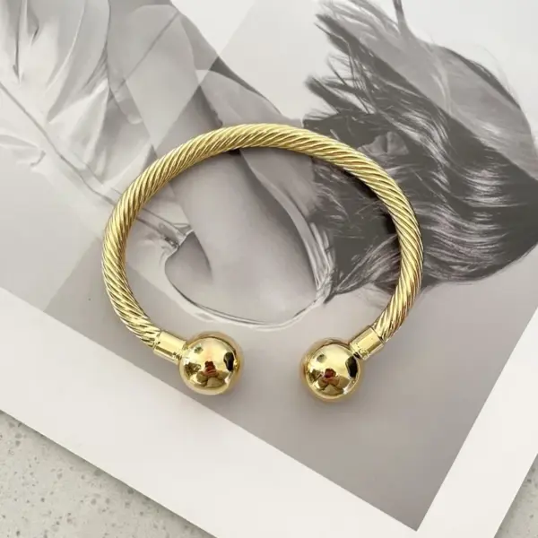 Wholesale Brass Spiral Stripe Bangle