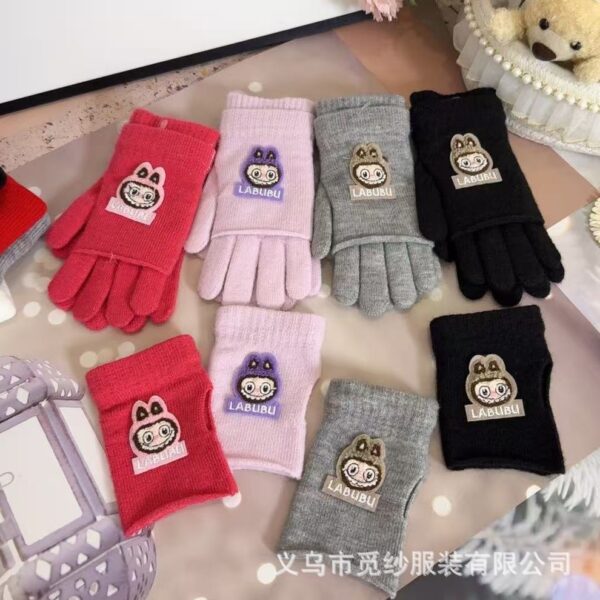 Wholesale Cute Cartoon Pattern Winter Knitted Gloves