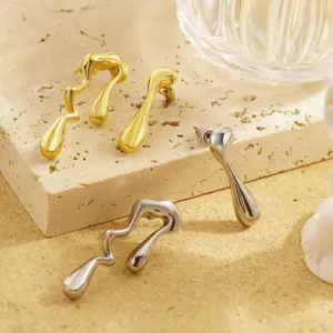 Wholesale PVD Coated Real Gold Plated 18K Gold Water Droplets 304 Stainless Steel Elegant Simple Style Waterproof Non Tarnish Drop Earrings