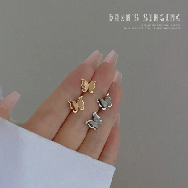 Electroplating Golden Plated Butterfly Titanium Steel Simple Style Ear Studs