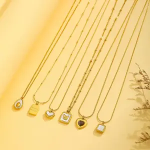 PVD Coated Real Gold Plated 18K Gold Heart Shape Butterfly Titanium Steel Elegant Waterproof Non Tarnish Titanium Steel Pendant Necklace