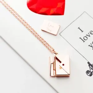 Rose / Gold