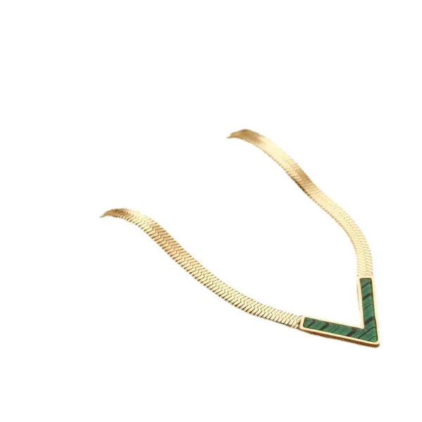 Wholesale Fashion V Shape Titanium Steel Plating Shell Necklace