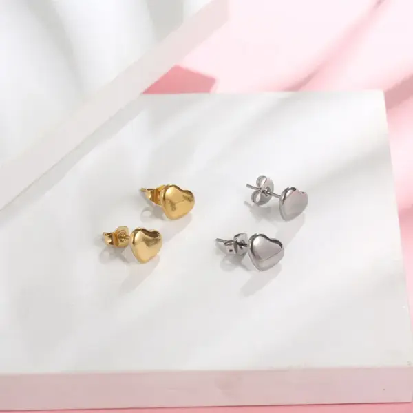 Wholesale 1 Piece Simple Style Heart Shape Plating 304 Stainless Steel Ear Studs
