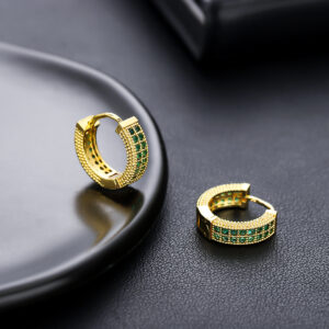 European and American golden green diamond (one pair)