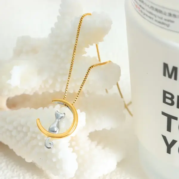 Wholesale 304 Stainless Steel Cat PVD Coated 18K Gold Plated Real Gold Plated Cute Waterproof Non Tarnish Plating Box Chain Pendant Necklace