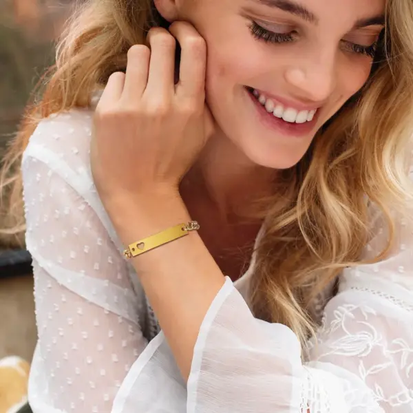 Wholesale PVD Coated Real Gold Plated 18K Gold Rectangle 304 Stainless Steel IG Style Simple Style Waterproof Non Tarnish 304 Stainless Steel Bracelets