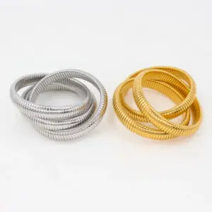Wholesale PVD Coated 18K Gold Real Gold Plated Solid Color 304 Stainless Steel Simple Style Waterproof Non Tarnish 304 Stainless Steel Bangle