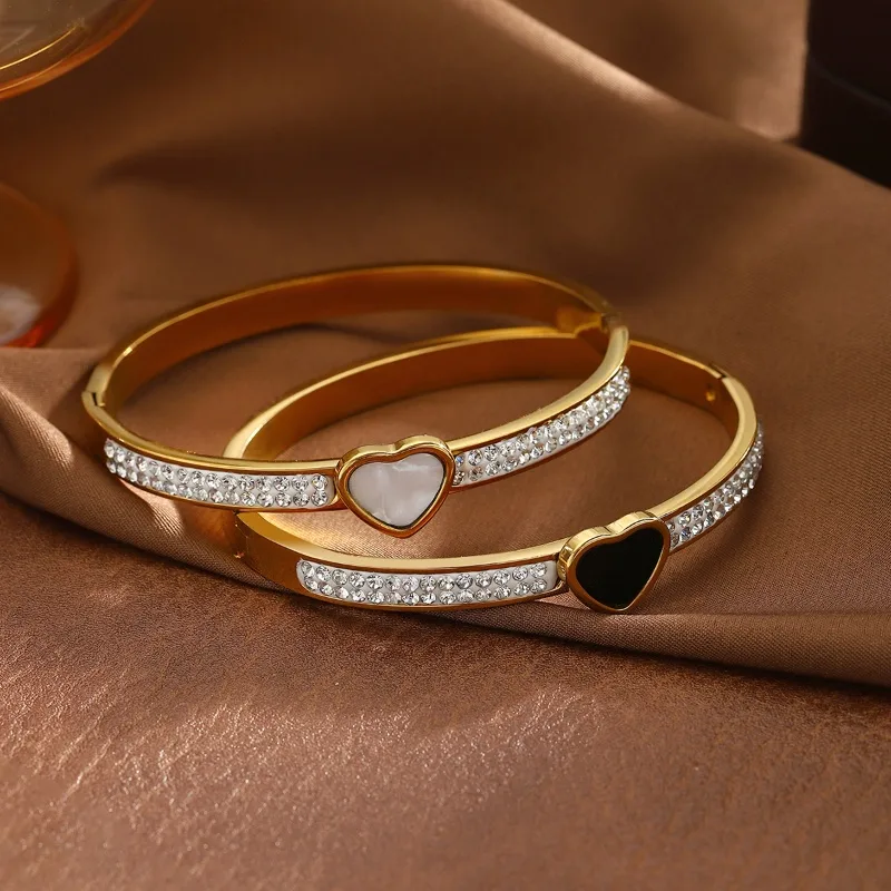 Wholesale Elegant Classic Style Heart Shape 304 Stainless Steel Zircon Bangle In Bulk
