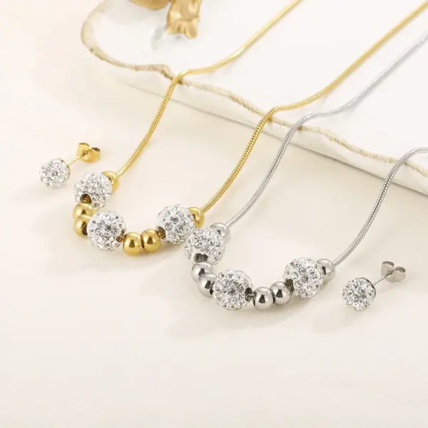 Wholesale PVD Coated 18K Gold Plated Titanium Steel Korean Style Waterproof Non Tarnish Titanium Steel