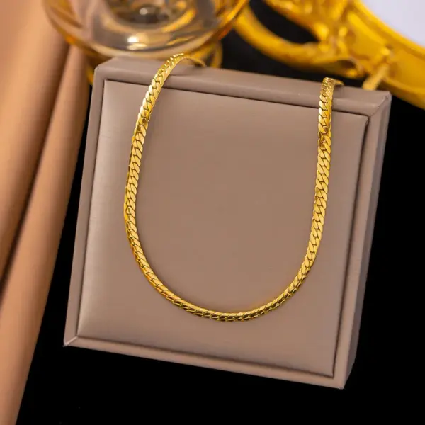Wholesale Jewelry Retro Solid Color 304 Stainless Steel 18K Gold Plated Plating Necklace