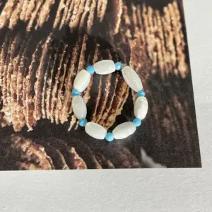 88# Ring-White / Blue