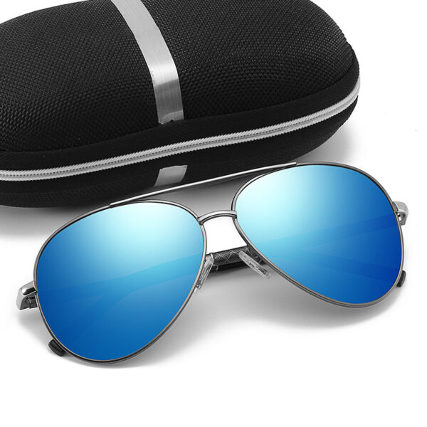 Wholesale New men's polarized sunglasses XY360 business sunglasses fishing glasses driving glasses spring leg