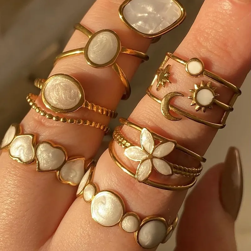 Wholesale 304 Stainless Steel Heart Shape Floral PVD Coated Stone-Free 18K Gold Plated Modern Style Commute Waterproof Non Tarnish Open Rings Rings