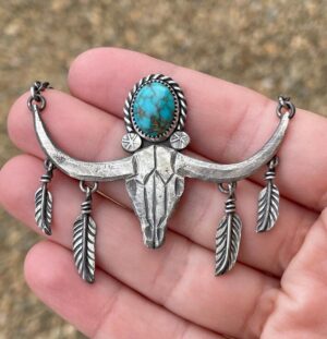 Wholesale Cross-border new retro Western style turquoise ox head pendant necklace