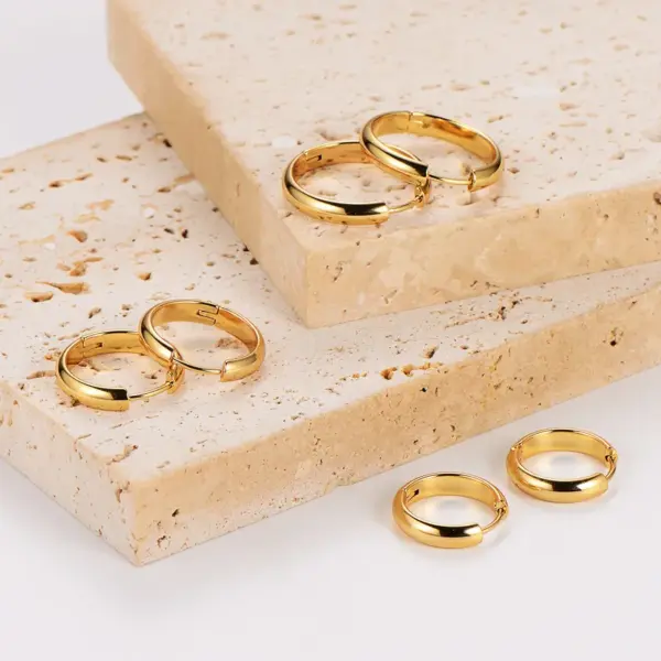 Wholesale 303 Stainless Steel Circle Electroplating Imitation Gold Vintage Style Classic Style Commute Earrings