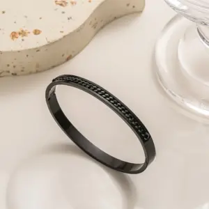 30 A-B-3 Chain Bracelet / Black