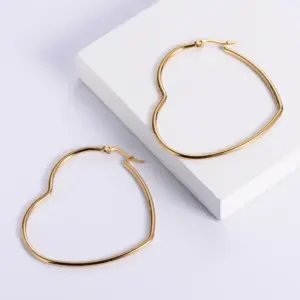 Wholesale PVD Coated Imitation Gold U Shape 304 Stainless Steel Simple Style Waterproof Non Tarnish Earrings