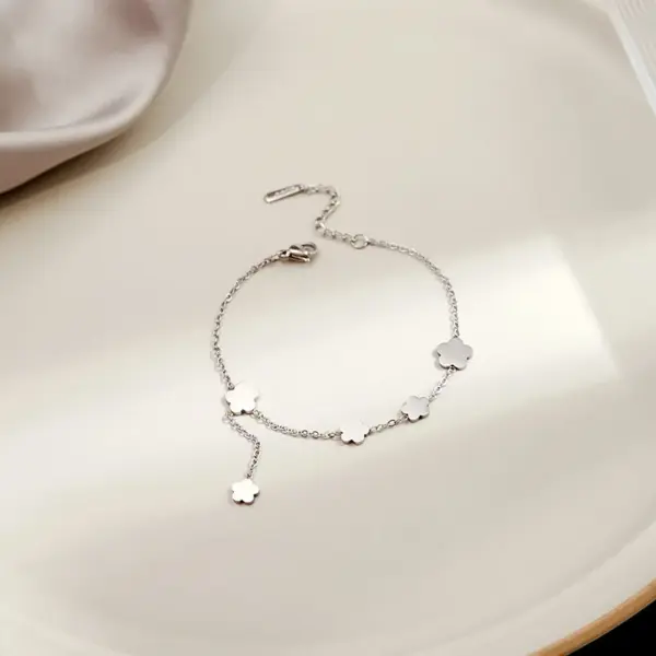 PVD Coated Flower Stainless Steel Sweet Waterproof Non Tarnish Bracelets