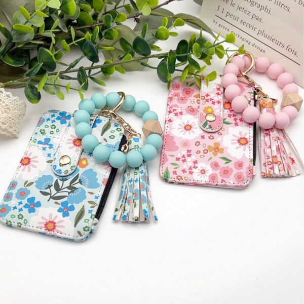 Wholesale Silicone bracelet with floral pattern and folded edge keychain