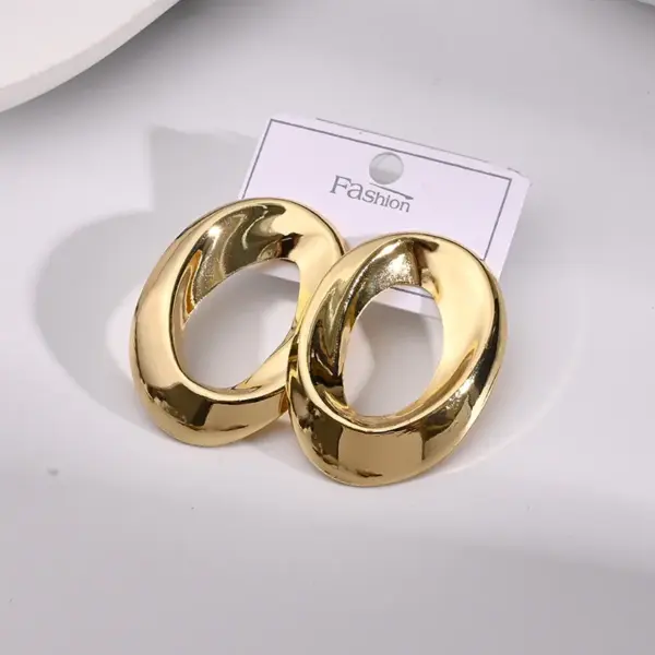Wholesale Ion Plating (IP) Real Gold Plated 18K Gold Round Oval 304 Stainless Steel IG Style Casual Waterproof Non Tarnish Earrings