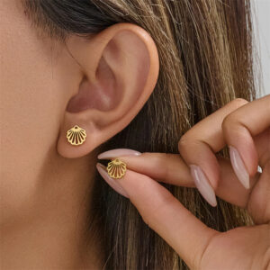 Wholesale Ins Style Cross-Border New Stainless Steel Cut 18K Gold Plated Geometric Asymmetrical Stylish Seaside Beach Shell Earrings