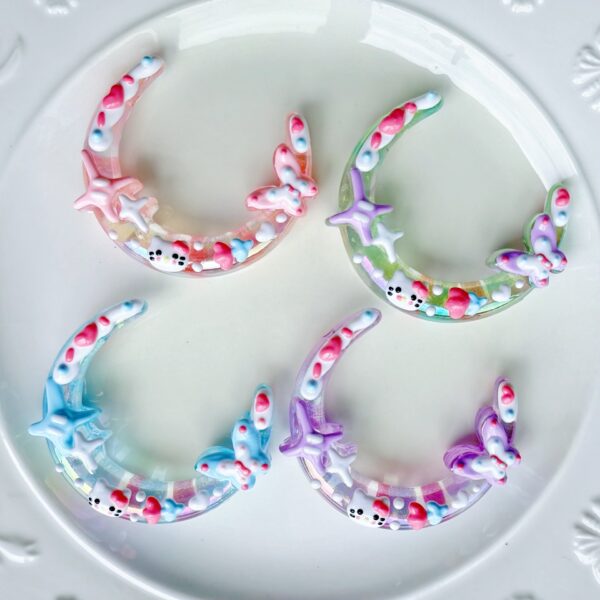 oly-66350242e02e82b827593640476f8140 Wholesale Kitten Moon Beads